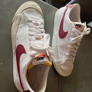 Nike Low Blazer womens shoes